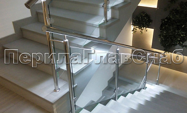 Нержавеющие перила и ограждения со стеклом и подсветкой купить в Уфе