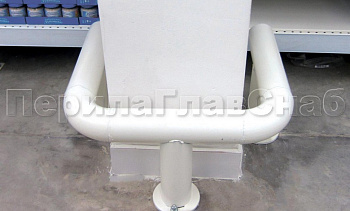 Отбойник для автомобилей из черного металла в Уфе. Готовые проекты ПерилаГлавСнаб