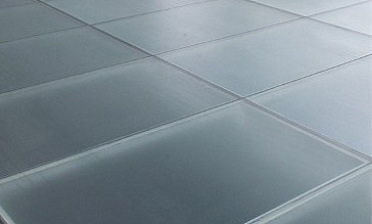 Стеклянный пол в квартиру с матовым стеклом купить в Уфе