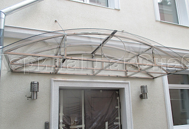 Козырьки на металлокаркасе купить в Уфе