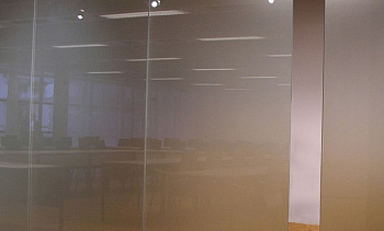 Стеклянные матовые перегородки в офис премиум в Уфе. Готовые проекты ПерилаГлавСнаб