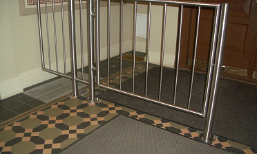 Ограждение лестниц для детей с вертикальным заполнением купить в Уфе