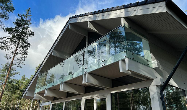 Стекло на точечных креплениях в Уфе. Готовые проекты ПерилаГлавСнаб