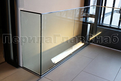 Стеклянные ограждения для торговых  и бизнес центров в Уфе. Готовые проекты ПерилаГлавСнаб - фото 20