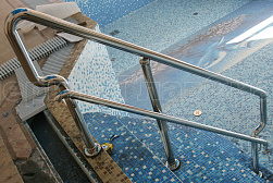 Поручни для бассейна в Уфе. Готовые проекты ПерилаГлавСнаб - фото 3