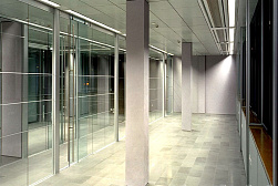 Раздвижные стеклянные двери в Уфе. Готовые проекты ПерилаГлавСнаб - фото 2