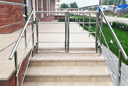 Ограждение лестницы от детей в Уфе. Готовые проекты ПерилаГлавСнаб - фото 9