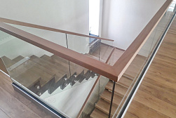 Перила и ограждения из нержавейки и дерева в Уфе. Готовые проекты ПерилаГлавСнаб - фото 20