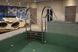 Поручни для бассейна в Уфе. Готовые проекты ПерилаГлавСнаб - фото 1