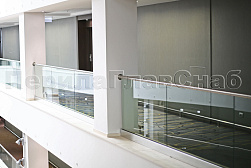 Стеклянные ограждения для торговых  и бизнес центров в Уфе. Готовые проекты ПерилаГлавСнаб - фото 18