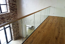 Цельностеклянные ограждения на несущем стекле в Уфе. Готовые проекты ПерилаГлавСнаб - фото 26