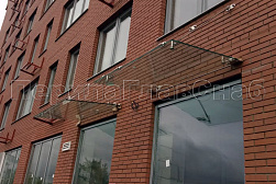 Стеклянные козырьки на вантах в Уфе. Готовые проекты ПерилаГлавСнаб - фото 6