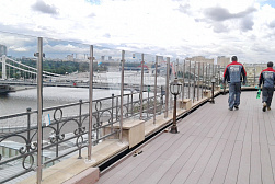 Цельностеклянные ограждения для крыш в Уфе. Готовые проекты ПерилаГлавСнаб - фото 9 Цельностеклянные ограждения для крыш в Уфе. Готовые проекты ПерилаГлавСнаб - фото 9