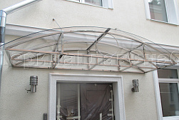 Козырьки и навесы на металлокаркасе в Уфе. Готовые проекты ПерилаГлавСнаб - фото 1