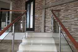 Перила и ограждения из нержавейки и дерева в Уфе. Готовые проекты ПерилаГлавСнаб - фото 27