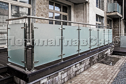 Стеклянные перила для балконов в Уфе. Готовые проекты ПерилаГлавСнаб - фото 36