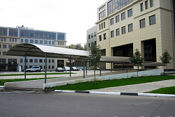 Козырьки и навесы на металлокаркасе в Уфе. Готовые проекты ПерилаГлавСнаб - фото 24