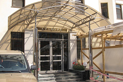 Козырьки и навесы на металлокаркасе в Уфе. Готовые проекты ПерилаГлавСнаб - фото 29