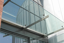 Консольные козырьки и навесы в Уфе. Готовые проекты ПерилаГлавСнаб - фото 9