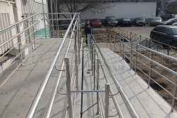 Поручни для инвалидов из нержавеющей стали в Уфе. Готовые проекты ПерилаГлавСнаб - фото 5