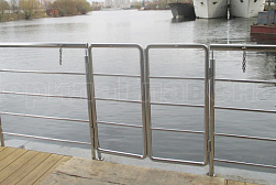 Ограждение лестницы от детей в Уфе. Готовые проекты ПерилаГлавСнаб - фото 2