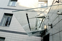 Козырьки и навесы на металлокаркасе в Уфе. Готовые проекты ПерилаГлавСнаб - фото 9