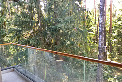 Стеклянные ограждения для улицы в Уфе. Готовые проекты ПерилаГлавСнаб - фото 10 Стеклянные ограждения для улицы в Уфе. Готовые проекты ПерилаГлавСнаб - фото 10